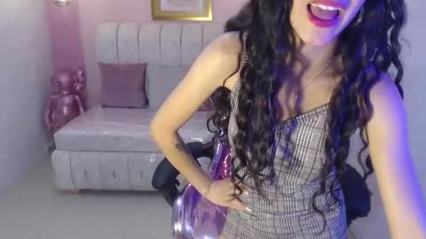 Snapshot of paris_1sub chatting on 28, 1, 2025 Paris 1sub online show from 28, 1, 2025