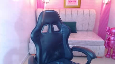 Snapshot of paris_1sub chatting on 13, 9, 2025 Paris 1sub online show from 13, 9, 2025