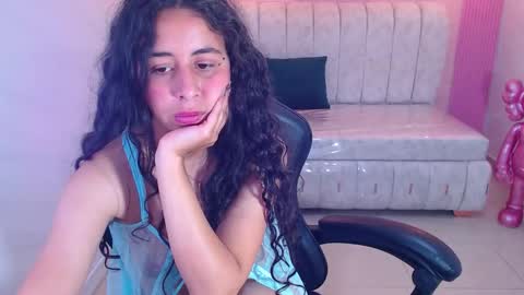 Snapshot of paris_1sub chatting on 17, 10, 2025 Paris 1sub online show from 17, 10, 2025