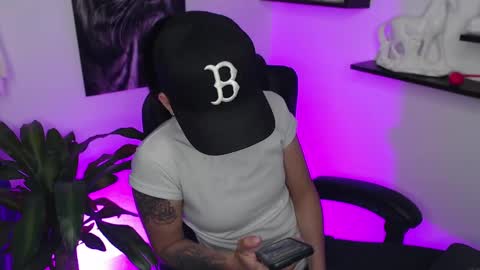 Paris D angelo online show from 23, 2, 2025