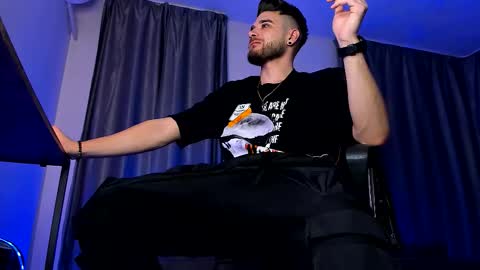 Paris online show from 1, 12, 2025