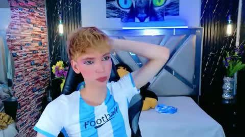 Snapshot of park_jimin1 chatting on 13, 9, 2025 park_jimin1 online show from 13, 9, 2025