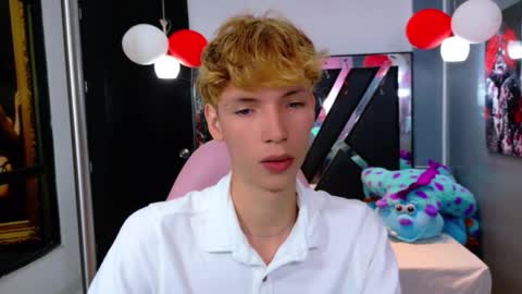 Snapshot of park_jimin1 chatting on 23, 9, 2025 park_jimin1 online show from 23, 9, 2025