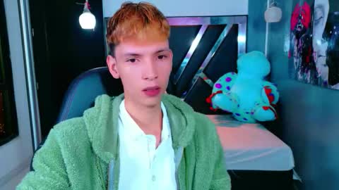 Snapshot of park_jimin1 chatting on 25, 11, 2025 park_jimin1 online show from 25, 11, 2025