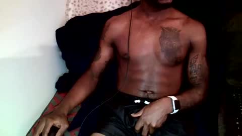 Snapshot of parlaytellio chatting on 26, 1, 2025 Parlay Tellio online show from 26, 1, 2025