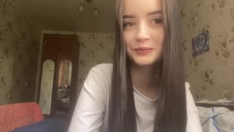 Snapshot of partheniamachle chatting on 7, 5, 2026 Milana online show from 7, 5, 2026