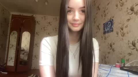 Snapshot of partheniamachle chatting on 11, 5, 2026 Milana online show from 11, 5, 2026