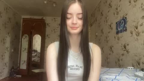Snapshot of partheniamachle chatting on 12, 5, 2026 Milana online show from 12, 5, 2026
