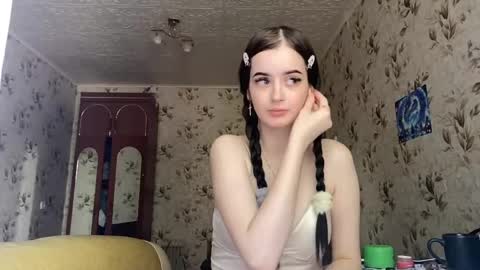 Snapshot of partheniamachle chatting on 21, 5, 2026 Milana online show from 21, 5, 2026