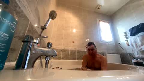 Snapshot of pascalou02 chatting on 22, 11, 2025 pascalou02 online show from 22, 11, 2025