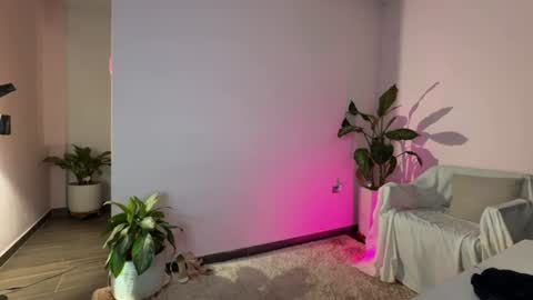 Snapshot of passionlover_ chatting on 13, 6, 2026 online show from 13, 6, 2026