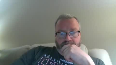 passporttraveler1 online show from 24, 4, 2026