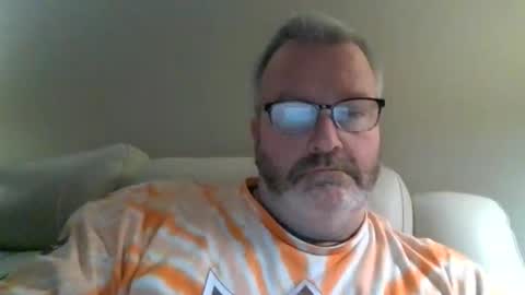 passporttraveler1 online show from 17, 5, 2026