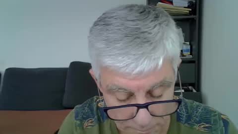 patrick5275 online show from 4, 1, 2025