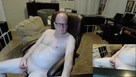 Snapshot of patrickstroking chatting on 8, 1, 2025 patrickstroking online show from 8, 1, 2025