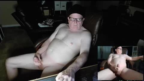 Snapshot of patrickstroking chatting on 1, 10, 2025 patrickstroking online show from 1, 10, 2025