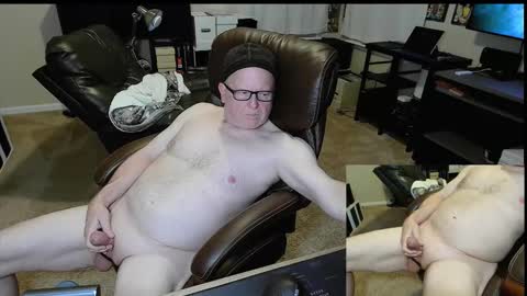 Snapshot of patrickstroking chatting on 23, 11, 2025 patrickstroking online show from 23, 11, 2025