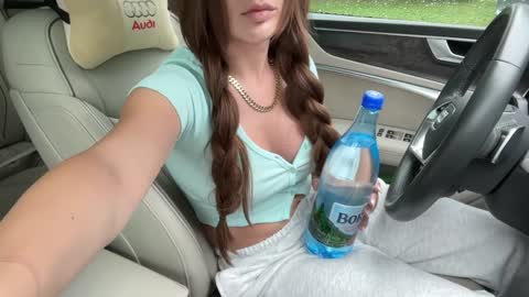 Snapshot of patry333 chatting on 3, 10, 2025 Andreea online show from 3, 10, 2025