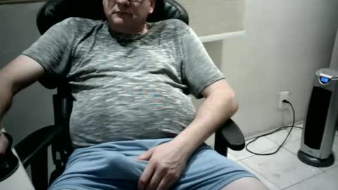 Snapshot of pattrom chatting on 7, 6, 2026 Patrom online show from 7, 6, 2026