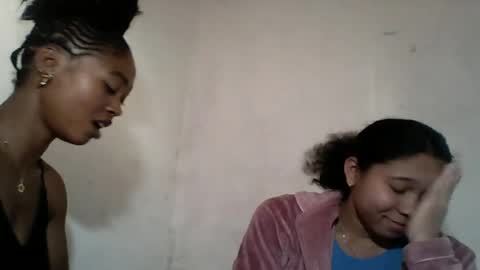Snapshot of paty108242 chatting on 17, 6, 2026 paty108242 online show from 17, 6, 2026