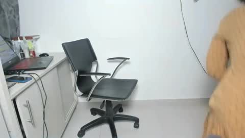 patyamorr online show from 4, 4, 2026