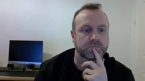 Snapshot of paul_boro chatting on 28, 2, 2025 paul_boro online show from 28, 2, 2025