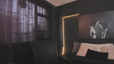 Paul online show from 6, 1, 2025