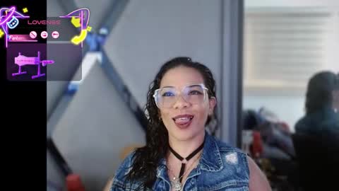 Paula online show from 6, 11, 2025