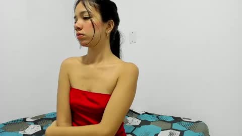 Snapshot of paula_mc1 chatting on 24, 4, 2026 paula online show from 24, 4, 2026
