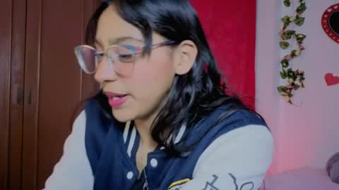 Snapshot of paulacutexs chatting on 15, 5, 2026 Paula online show from 15, 5, 2026