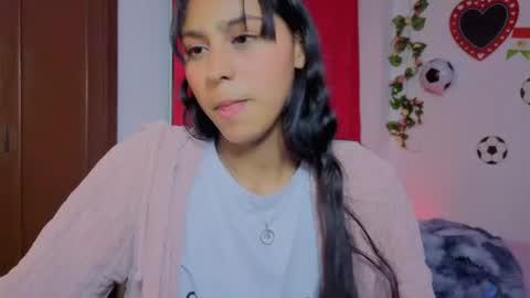 Snapshot of paulacutexs chatting on 7, 7, 2026 Paula online show from 7, 7, 2026