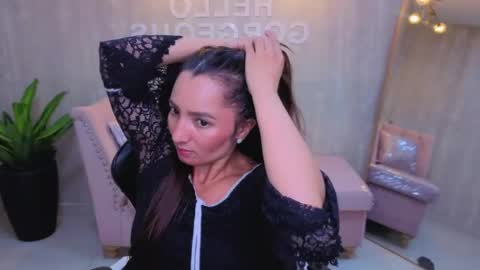 Snapshot of paulette37_a chatting on 20, 5, 2026 Paulette online show from 20, 5, 2026