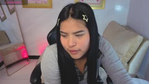 Live 800am 200pm COLOMBIAN HOUR online show from 1, 4, 2026