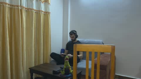 Isla  Chase online show from 7, 12, 2024