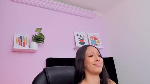 Snapshot of paulina_lopezz chatting on 8, 3, 2026 PAULINA online show from 8, 3, 2026