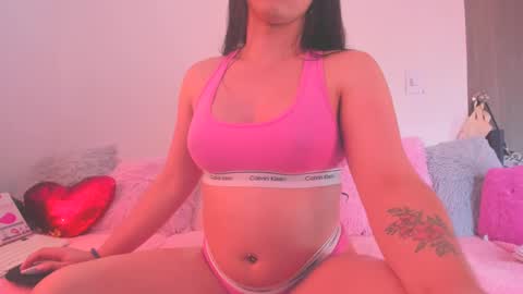 call me ur bbygurl online show from 17, 1, 2025