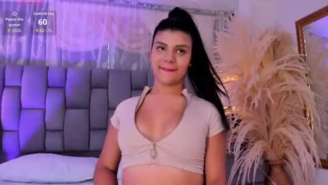 Snapshot of paulinabelle chatting on 22, 7, 2026 Paulina Belle online show from 22, 7, 2026