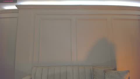 Paulina Santos  online show from 6, 4, 2026