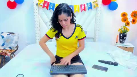 Snapshot of paulinavera chatting on 7, 7, 2026 paulinavera online show from 7, 7, 2026