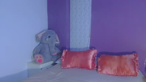 paulina online show from 7, 4, 2026