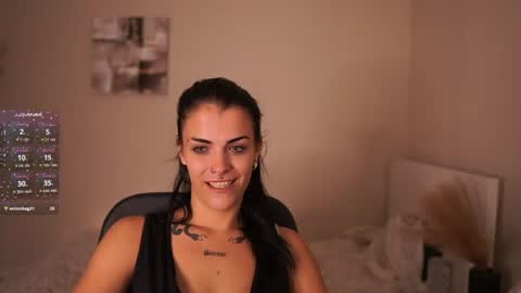 Pauline online show from 24, 7, 2026
