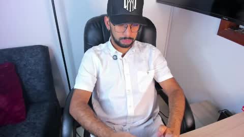 Snapshot of paulodasilva_ chatting on 17, 4, 2026 Paulo Da Silva online show from 17, 4, 2026