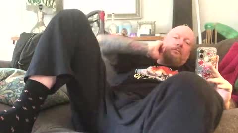 paulyb445 online show from 2, 10, 2025