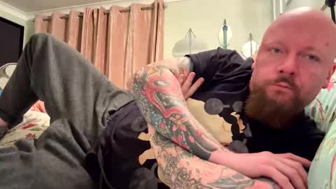 Snapshot of paulyb445 chatting on 8, 2, 2026 paulyb445 online show from 8, 2, 2026