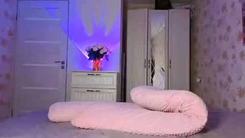 PawsClawss online show from 20, 12, 2025