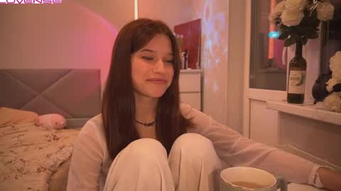 Snapshot of peaceful_oblivion chatting on 21, 2, 2025 Sandra Next Stream pm MSK 5 pm UTC1pm EDT online show from 21, 2, 2025