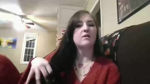 Snapshot of peachesxcreme chatting on 28, 11, 2025 peachesxcreme online show from 28, 11, 2025