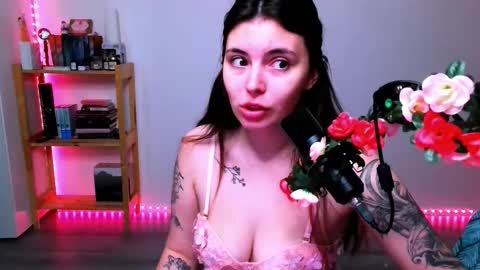 Peachy online show from 11, 10, 2025