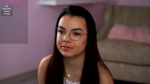 peachyfantasy online show from 9, 2, 2026