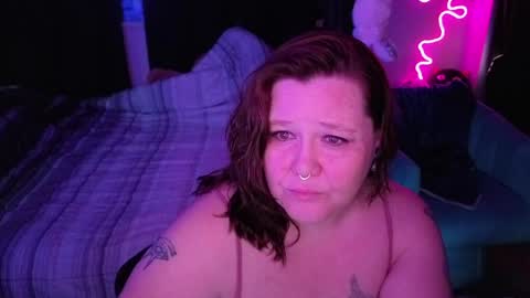 Peachy Nessa online show from 18, 5, 2026